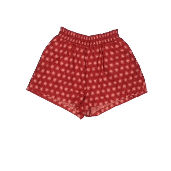 Universal Thread Shorts - Picture 4 of 5